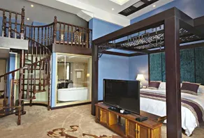 Solo Wandering Hot Spring Hotel - Image 4