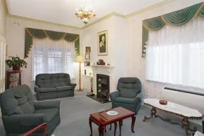 Benambra Queenscliff -  Flinders Room - Image 2