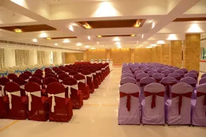 Hotel Prasang Presidency - Image 4