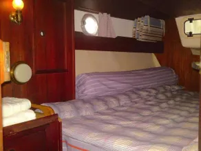 Bateau d'hotes Fisaloey - Image 5