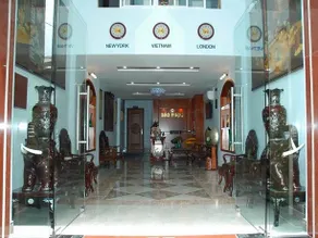 Bao Ngoc Hotel - Image 2