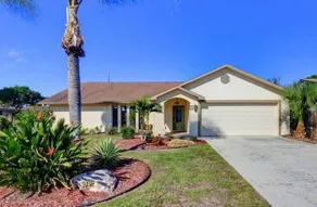 Circle Drive Home by Vacation Rental Pros - Image 2
