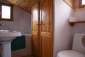 PYRENEAN RETREAT - Image 5