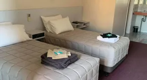 The Royal Motel - Image 2