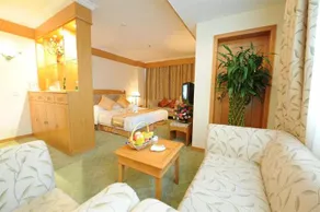 Sanya Haifuyuan Hotel - Image 3