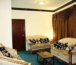 Grand Suite - Image 5