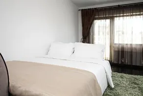 Bliss Residence Boulevard - Image 2