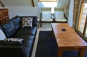 Oak View - Image 4