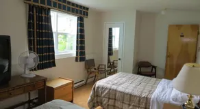 Riverwalk Hotel and Suites - Image 3