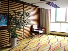 Jinxiu Phoenix International Hotel - Image 2