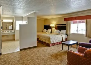 Sky View Guest House - Image 4