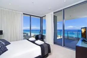 Verve Broadbeach Ocean View - Image 4