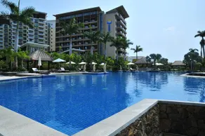 Marina Spa Hotel Sanya - Image 3