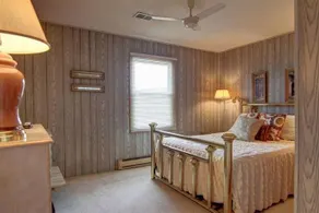 Paper Chase 4 Br home by RedAwning - Image 3