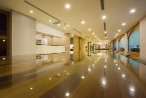 Unite Hotel - Image 2