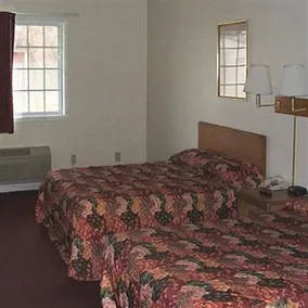 Travelers Inn Cooperstown - Image 3