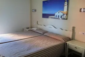 Orlando Apartamentos - Image 5