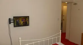 Holly Cottages - Image 2