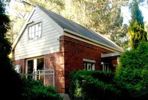 Emerald Gatehouse - Image 3