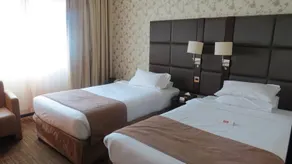 Al Jawhara Gardens Hotel - Image 2