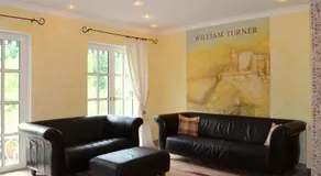 Park Villa - Image 2
