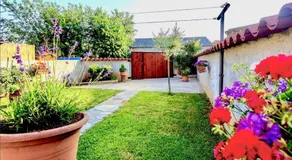 Rustic Holiday House / pet friendly / wifi - Image 2