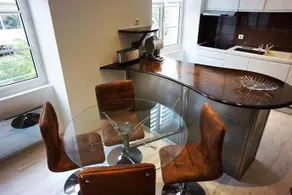 Le Loft Duplex au Cœur de Toulon - 4 chambres - Vue Opera - Image 2