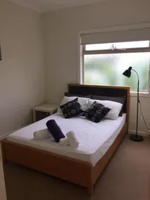 Boutique Stays - 3 Bedroom Townhouse - Image 5