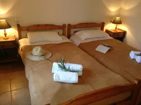 Agravlis Country House Skopelos - Image 3