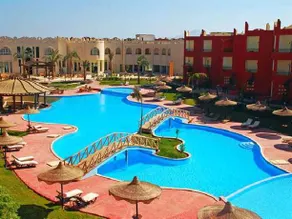 Aqua Hotel Resort & Spa - Image 2