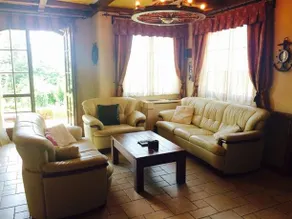 Eden Holiday Home - Image 3