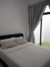 The Opal Homestay - Image 3