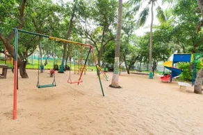 Shelter Beach Resort - Image 5
