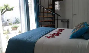 Pension Isla - Couples Only - Image 2