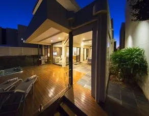 Holiday Home Luxury On Lugano - Image 2