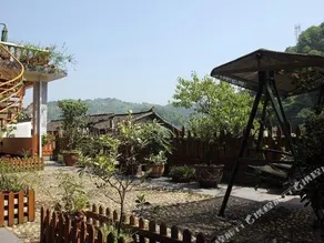 Fenghuang Soft Time Inn - Image 2