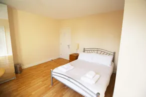 Flexistay Tooting Studios - Image 1
