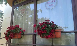 Oliver Hotel - Image 2