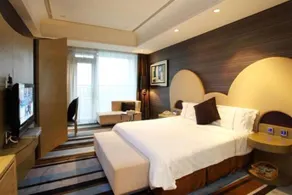 Blue Horizon International Hotel Rizhao - Image 3