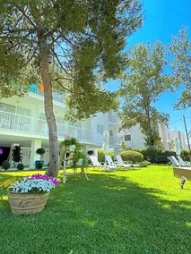 Mar Salada Apartments - Image 2