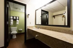 Holiday Inn Wilmington - Market St. - Image 3