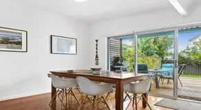 Sea Shack - renovated 1950's beach house - Image 2