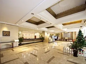 Train Station Hotel Wenzhou - Image 2