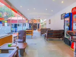 OYO 352 Hotel Konark Inn - Image 2
