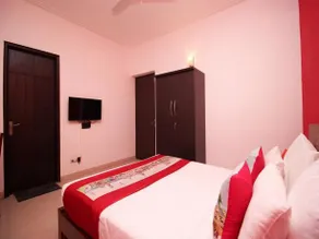 OYO Flagship 591 Safdarjung Enclave - Image 2