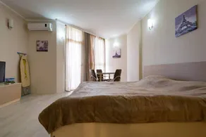 Sunny On The Beach Apartments - Image 5