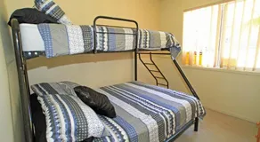 Nanny's Beach House - Image 3