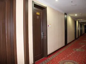 Dongfang Hotel - Image 3
