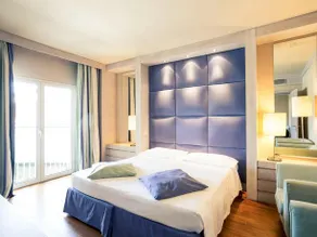 Mercure Tirrenia Green Park - Image 2