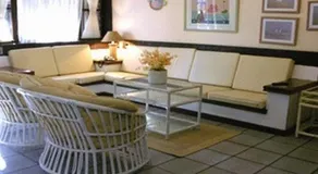 Summers Beach House - Image 2